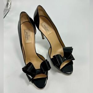 Valentino black patent leather d'orsay bow peep toe heels size 10.5